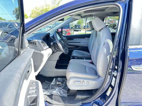 Used 2023 Honda Odyssey EX-L image 10