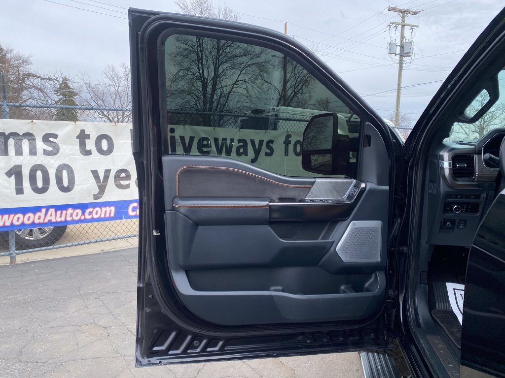 Used 2023 Ford F150 Platinum AWD/4WD image 15