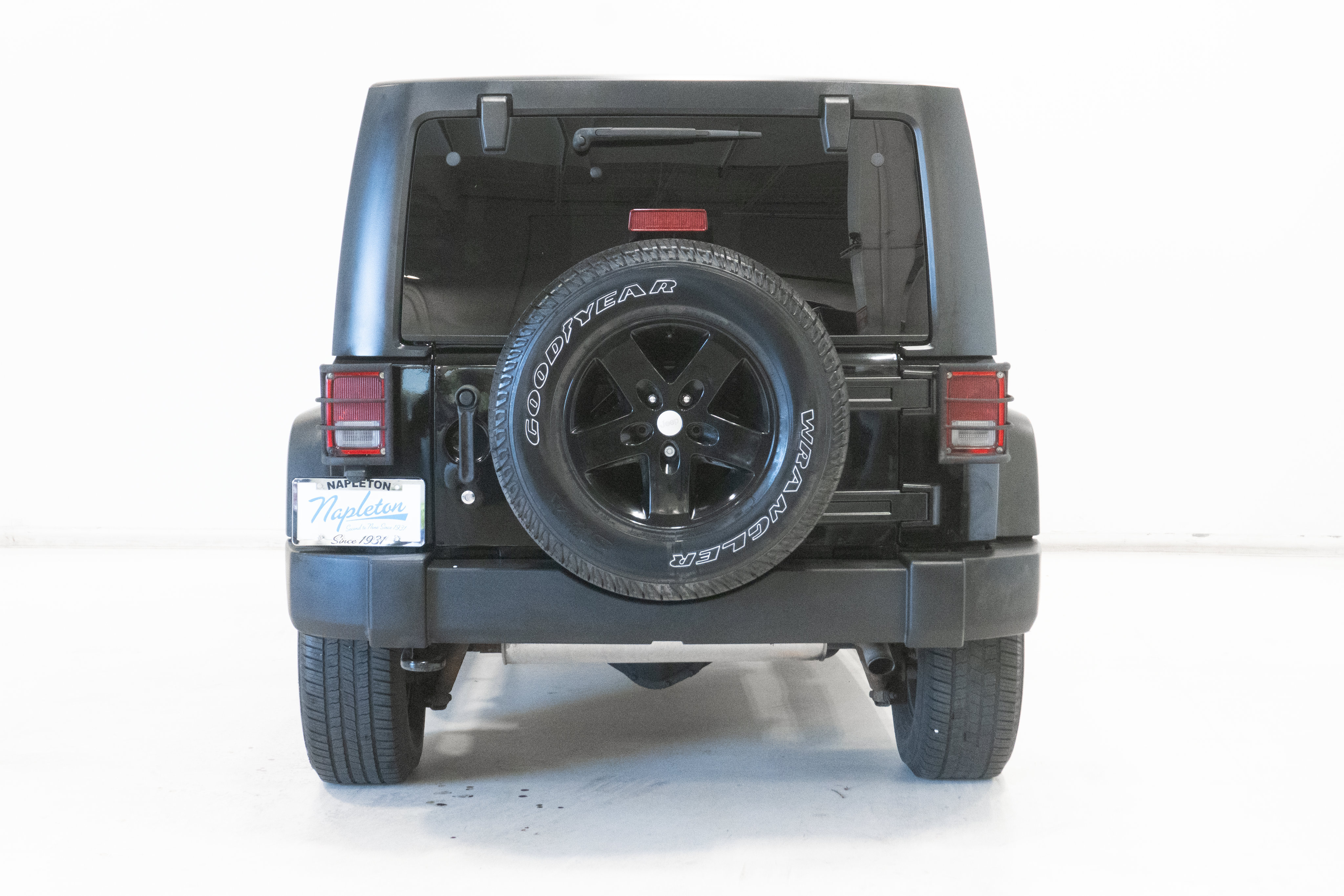 Used 2015 Jeep Wrangler Unlimited Sport w/ Quick Order Package 24S AWD/4WD image 23