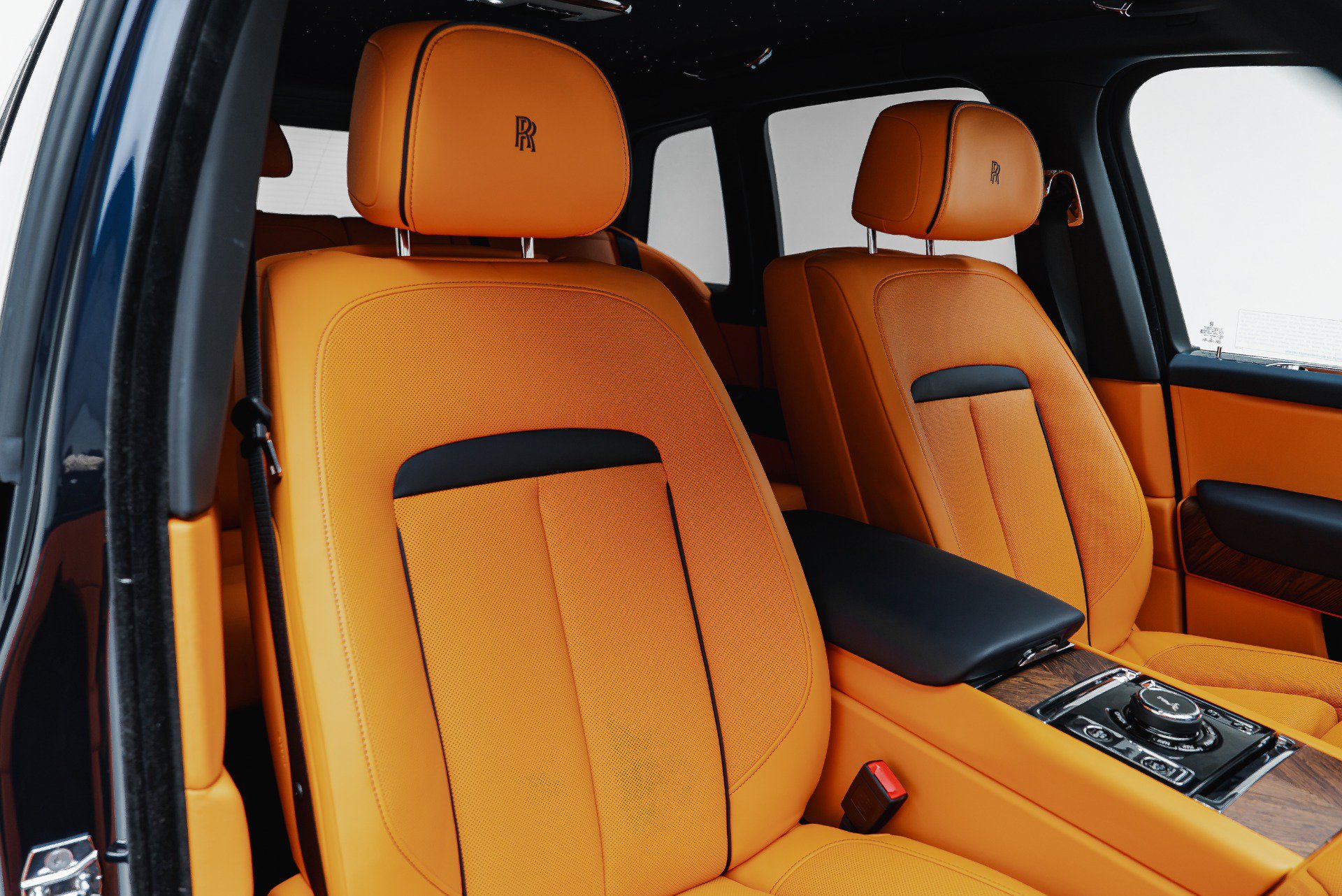 Used 2023 Rolls-Royce Cullinan AWD/4WD image 39