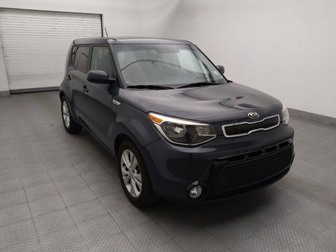 Used 2016 Kia Soul + FWD image 13