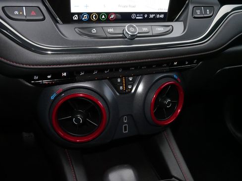 Used 2022 Chevrolet Blazer RS w/ Enhanced Convenience Package image 24