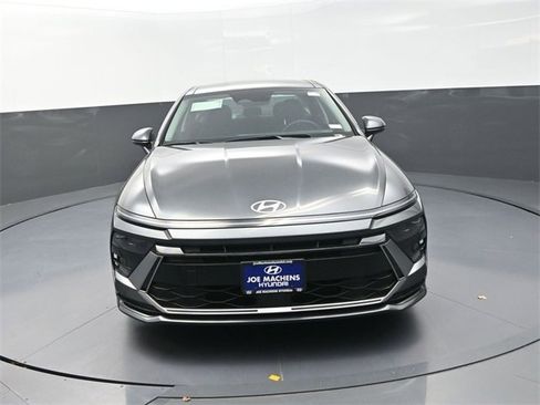 New 2026 Hyundai Sonata SEL image 3