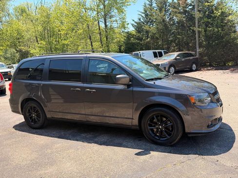 Used 2019 Dodge Grand Caravan GT FWD image 10