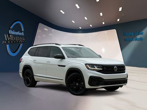 Used 2023 Volkswagen Atlas SEL R-Line AWD/4WD image 1