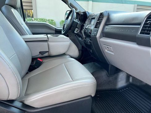 Used 2020 Ford F550 2WD Regular Cab Super Duty image 15