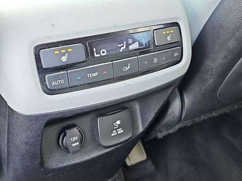 Used 2020 Hyundai Palisade SEL FWD image 27