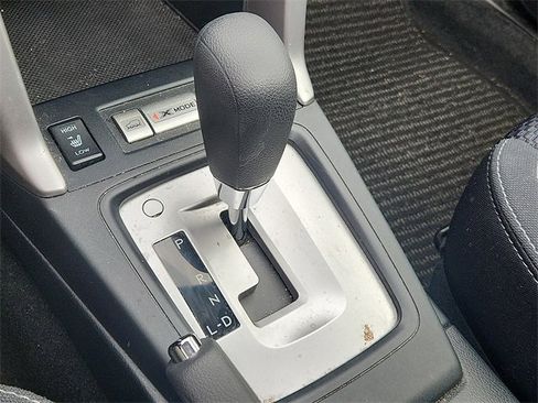 Used 2017 Subaru Forester 2.5i Premium image 15