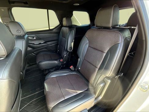 Used 2023 Chevrolet Traverse High Country w/ LPO, Floor Liner Package image 28