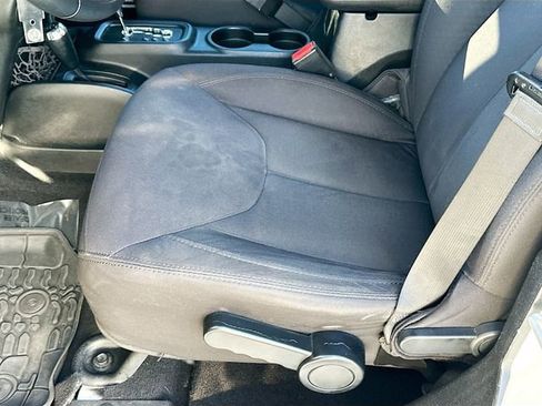 Used 2015 Jeep Wrangler Unlimited Sport w/ Quick Order Package 24S image 16