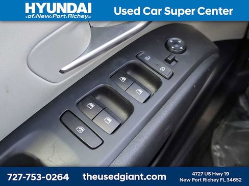 Certified 2022 Hyundai Tucson SE FWD image 23