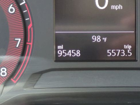 Used 2019 Volkswagen Jetta SE FWD image 26
