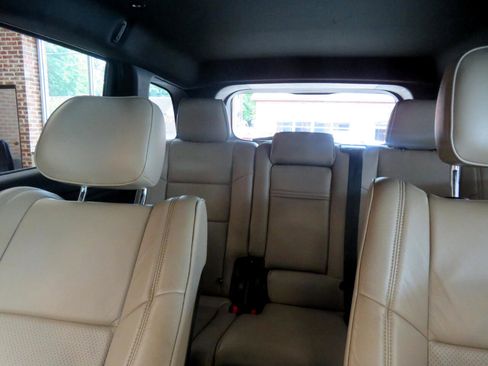 Used 2017 Jeep Grand Cherokee Laredo image 43