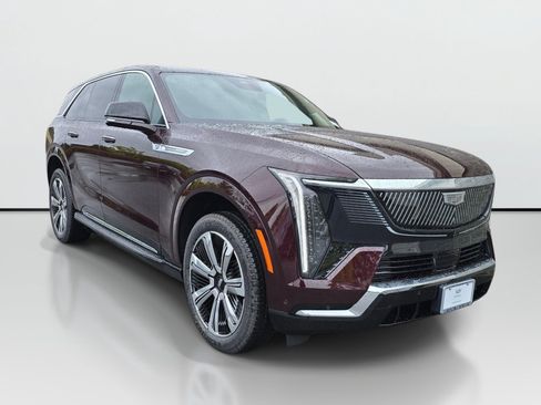 Used 2025 Cadillac Escalade IQ Luxury 2 AWD/4WD image 9