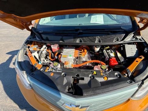 Used 2017 Chevrolet Bolt LT image 28
