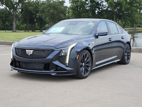 New 2026 Cadillac CT5 V Blackwing w/ Carbon Fiber 2 Package RWD image 2