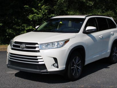 Used 2017 Toyota Highlander XLE