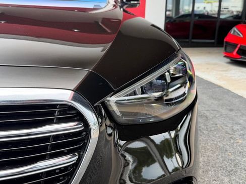 Used 2023 Mercedes-Benz S 580 4MATIC Sedan image 5