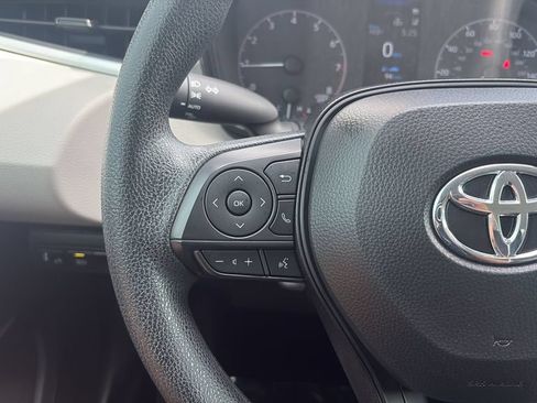 Used 2024 Toyota Corolla LE FWD image 19