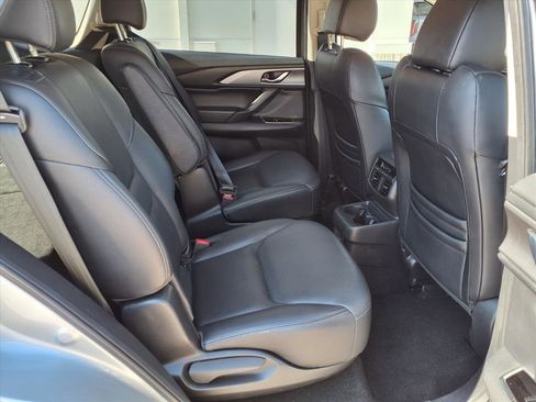Used 2023 MAZDA CX-9 Touring image 12