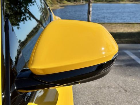 Used 2022 Lamborghini Urus image 33