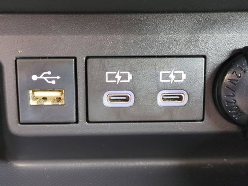 Used 2023 Toyota Highlander XSE AWD/4WD image 22