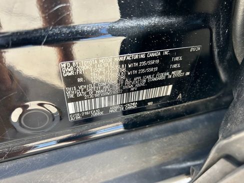 Used 2024 Toyota RAV4 XLE Premium FWD image 10
