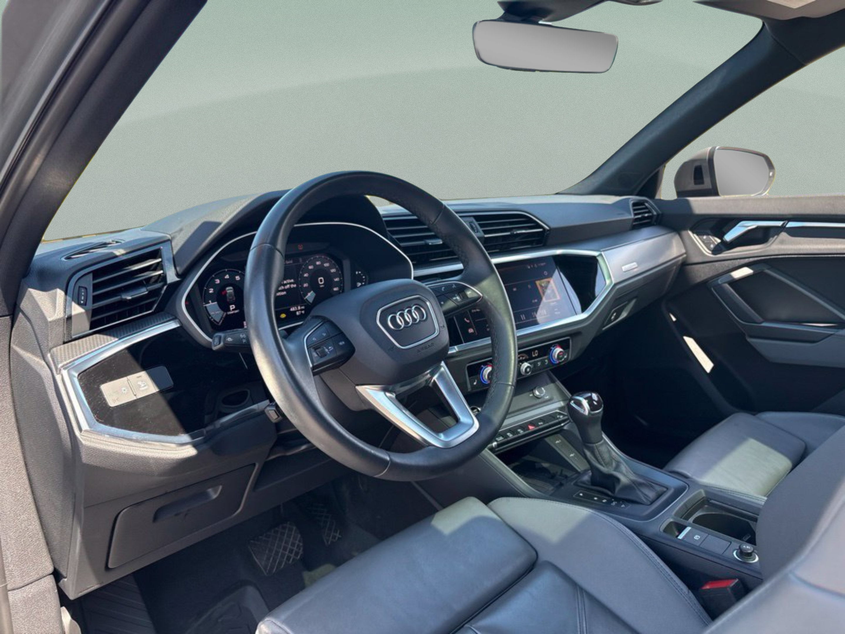 Used 2025 Audi Q3 2.0T Premium AWD/4WD image 15