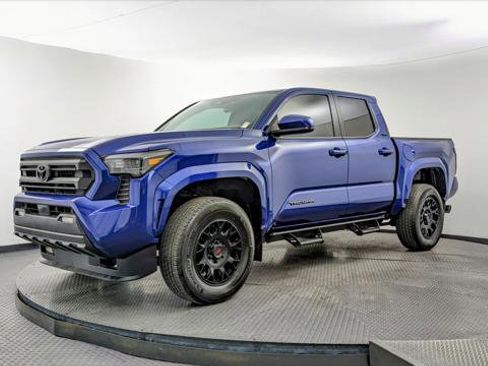 Used 2024 Toyota Tacoma SR5 RWD image 2
