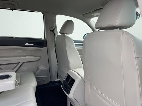 Used 2021 Volkswagen Atlas SE FWD image 30