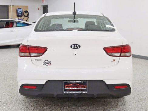 Used 2018 Kia Rio S FWD image 12
