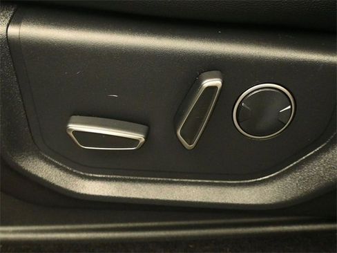 Certified 2018 Ford F150 Raptor w/ Equipment Group 802A Luxury image 12