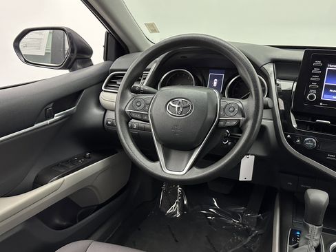 Used 2023 Toyota Camry LE image 23