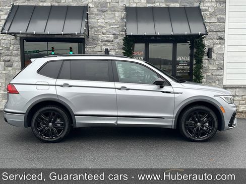 Used 2022 Volkswagen Tiguan SE R-Line image 8
