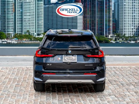Used 2025 BMW X1 xDrive28i image 6