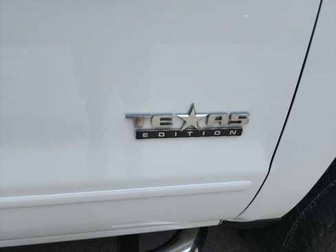 Used 2018 Chevrolet Silverado 2500 LT w/ Texas Edition AWD/4WD image 15