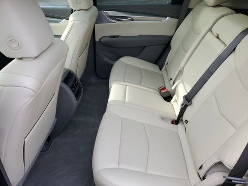 Certified 2023 Cadillac XT5 Premium Luxury image 29