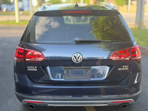 Used 2017 Volkswagen Golf Alltrack S AWD/4WD image 7