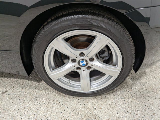 Used 2009 BMW Z4 sDrive30i RWD image 13