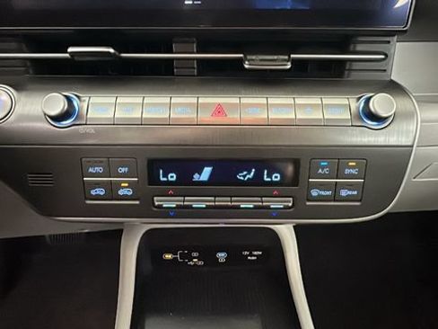 Used 2024 Hyundai Kona SEL AWD/4WD image 22