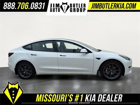 Used 2021 Tesla Model 3 Standard Range Plus image 26