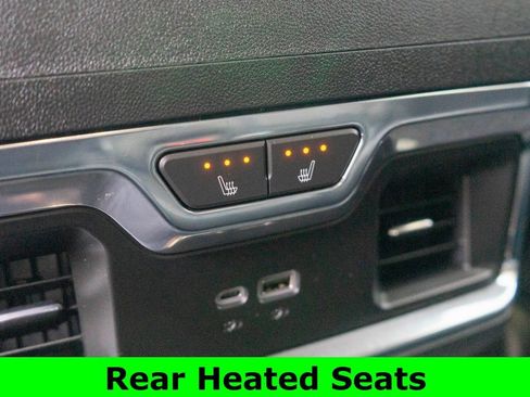 Used 2024 GMC Sierra 3500 Denali w/ Denali Reserve Package image 15