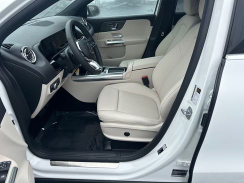 New 2026 Mercedes-Benz GLA 250 4MATIC image 9