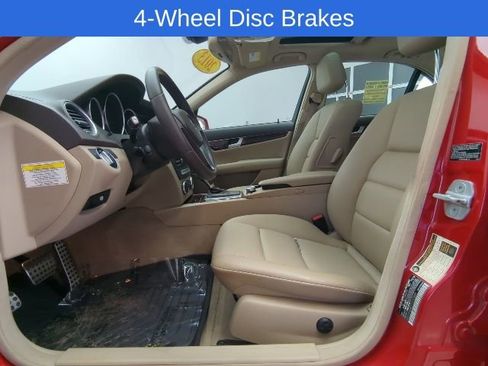 Used 2013 Mercedes-Benz C 300 4MATIC Sedan image 12