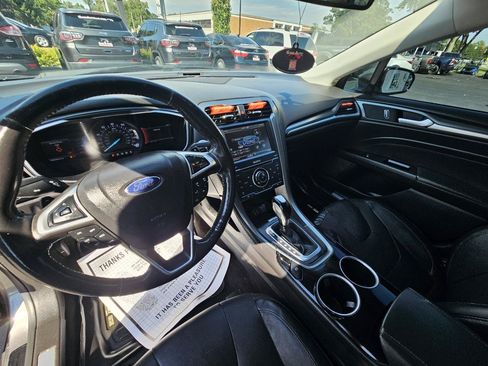 Used 2014 Ford Fusion Titanium FWD image 20