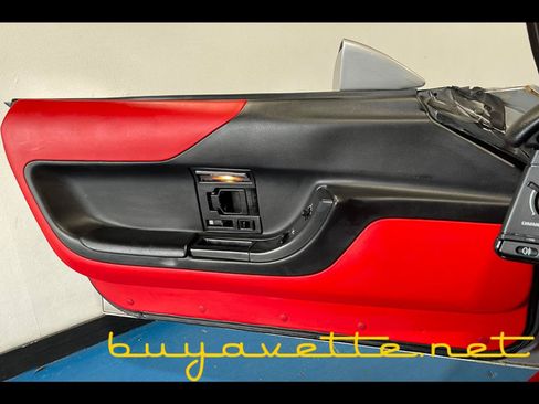 Used 1996 Chevrolet Corvette Coupe RWD image 21