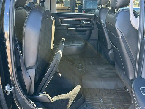 Used 2018 RAM 2500 Laramie w/ Convenience Group image 29