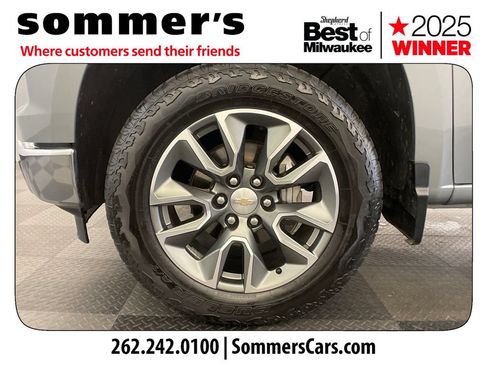 Used 2024 Chevrolet Silverado 1500 LT AWD/4WD image 24