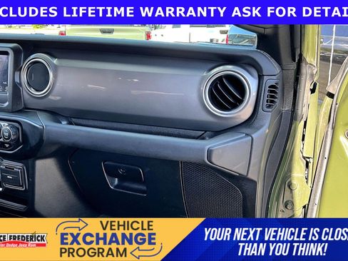 Used 2021 Jeep Wrangler Unlimited Sahara w/ Safety Group AWD/4WD image 13