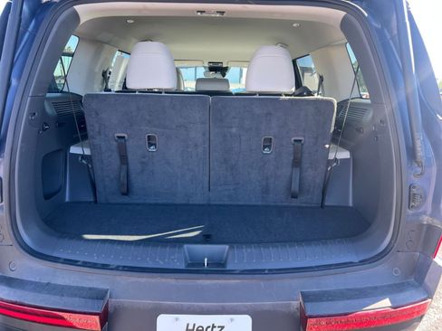 Used 2025 Hyundai Santa Fe SEL image 33